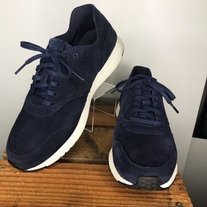 Men’s GrandPro Runner Sneaker